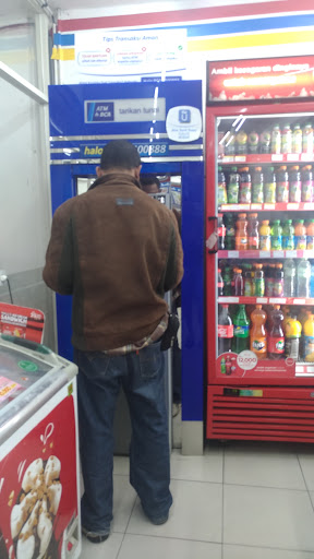 Indomaret MT Haryono 475