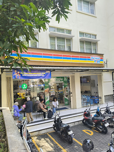 Indomaret Point UIN SGD Kampus 1