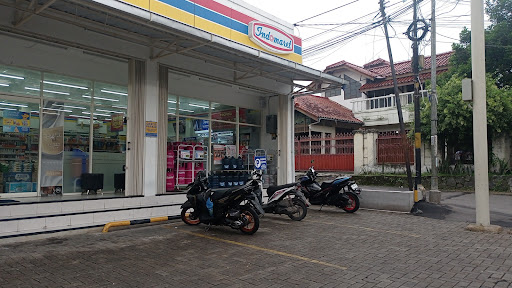 Indomaret Jl Budi Pasirkaliki Cimahi