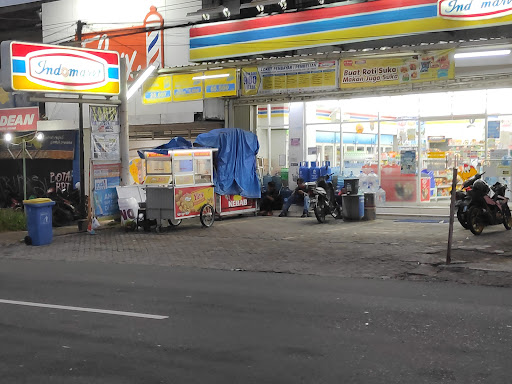 Indomaret Godean Km 3