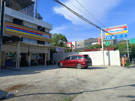 Indomaret raya abepura 17