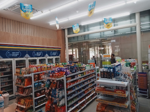 INDOMARET POINT UPH KEDOKTERAN || TMLJ