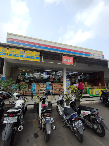 Indomaret Tlogowaru