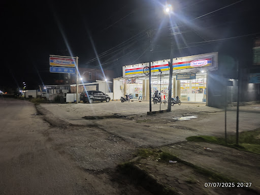 Indomaret depan Pelabuhan