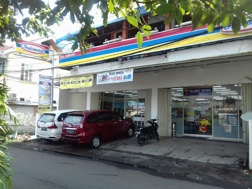 Indomaret Raya Kembang