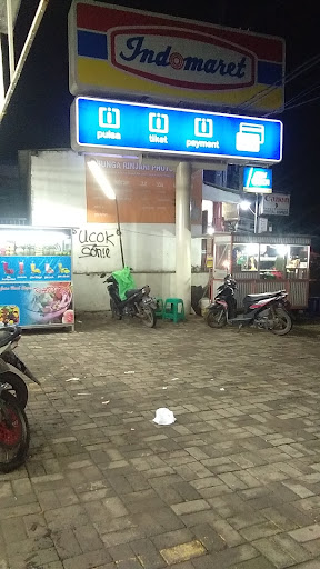 Indomaret buaran jati