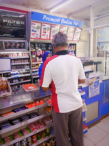 Indomaret Ahmad Yani F32