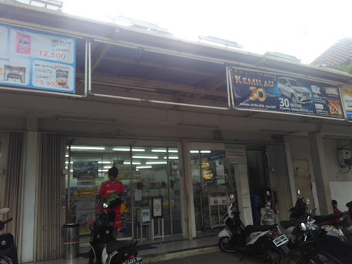 Indomaret Taman Walet