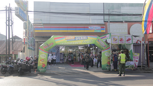 Indomaret PB. Sudirman