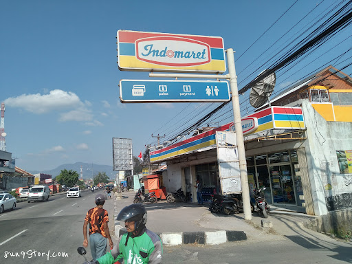 Indomaret Cikijing