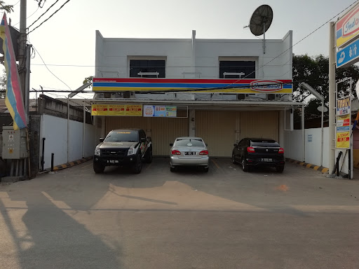 Indomaret Raya Kagungan Serang