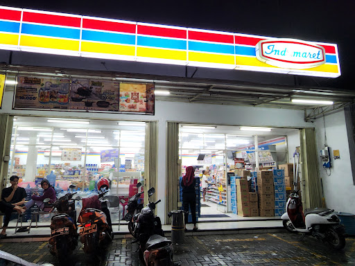 Indomaret Slamet Riyadi Makam Haji'