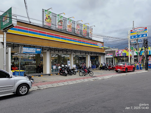 Indomaret Fresh Gejayan
