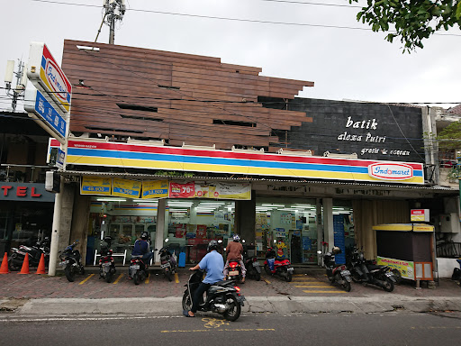INDOMARET WAHID HASYIM YOGYAKARTA