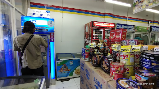 Indomaret Tukad Yeh Aya