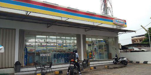 Indomaret Fresh Pekapuran Raya
