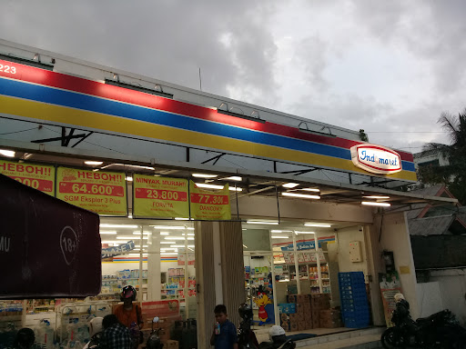 Indomaret Jalan S. Parman 223