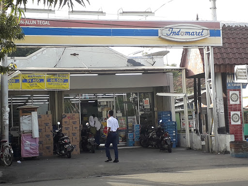Indomaret Alun Alun Tegal