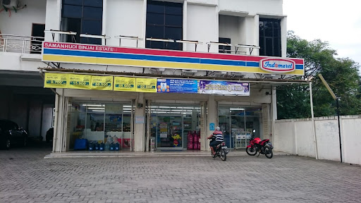 Market Indomaret Estate