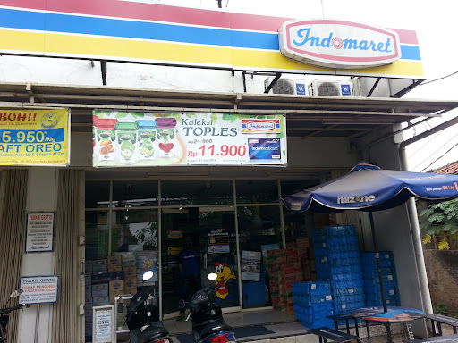 Indomaret Cadas mauk