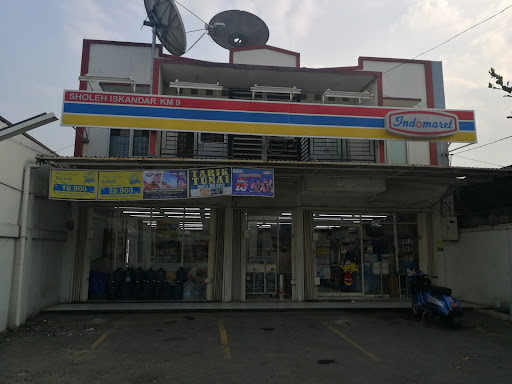 Indomaret Sholeh Iskandar KM9 Bogor