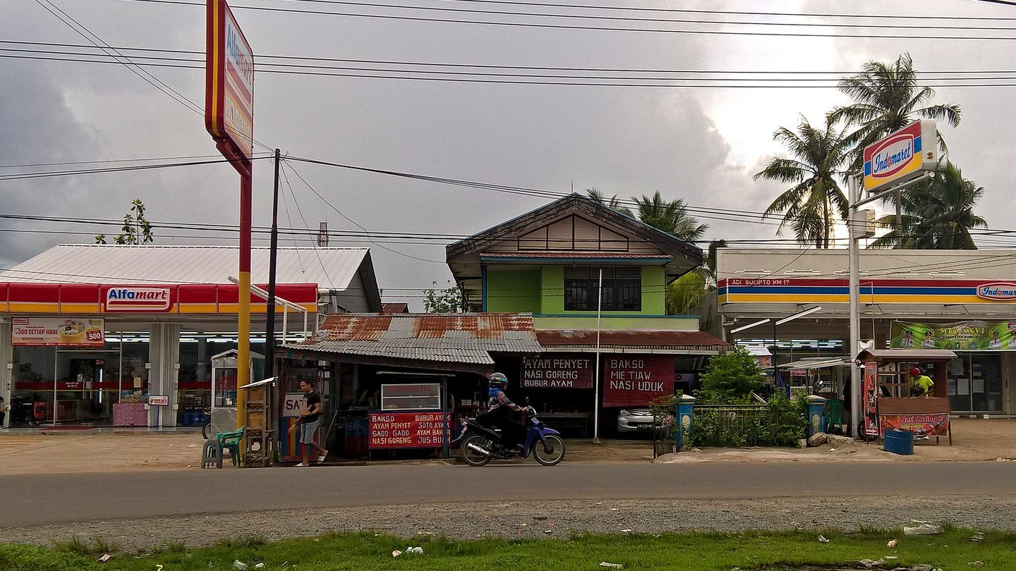 Indomaret Adi Sucipto 1 Indomaret Adi Sucipto