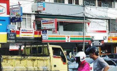 indomaret aria putra ciputat