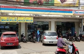 indomaret babakan madang 3