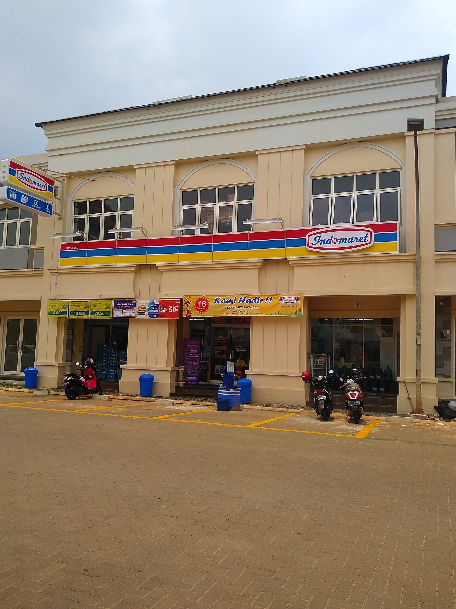 Indomaret BSD V