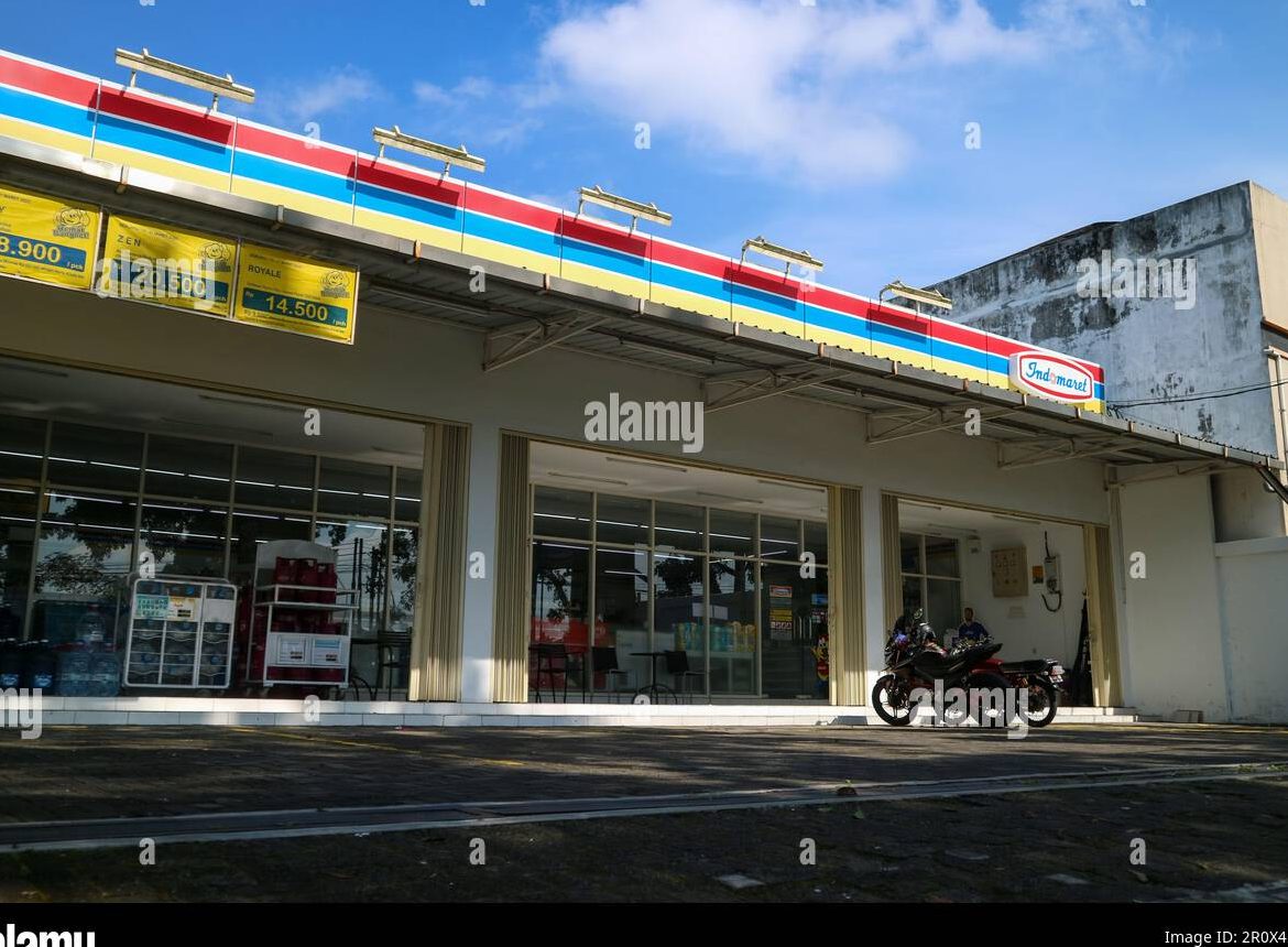 Indomaret Kol Syarifuddin Yoes