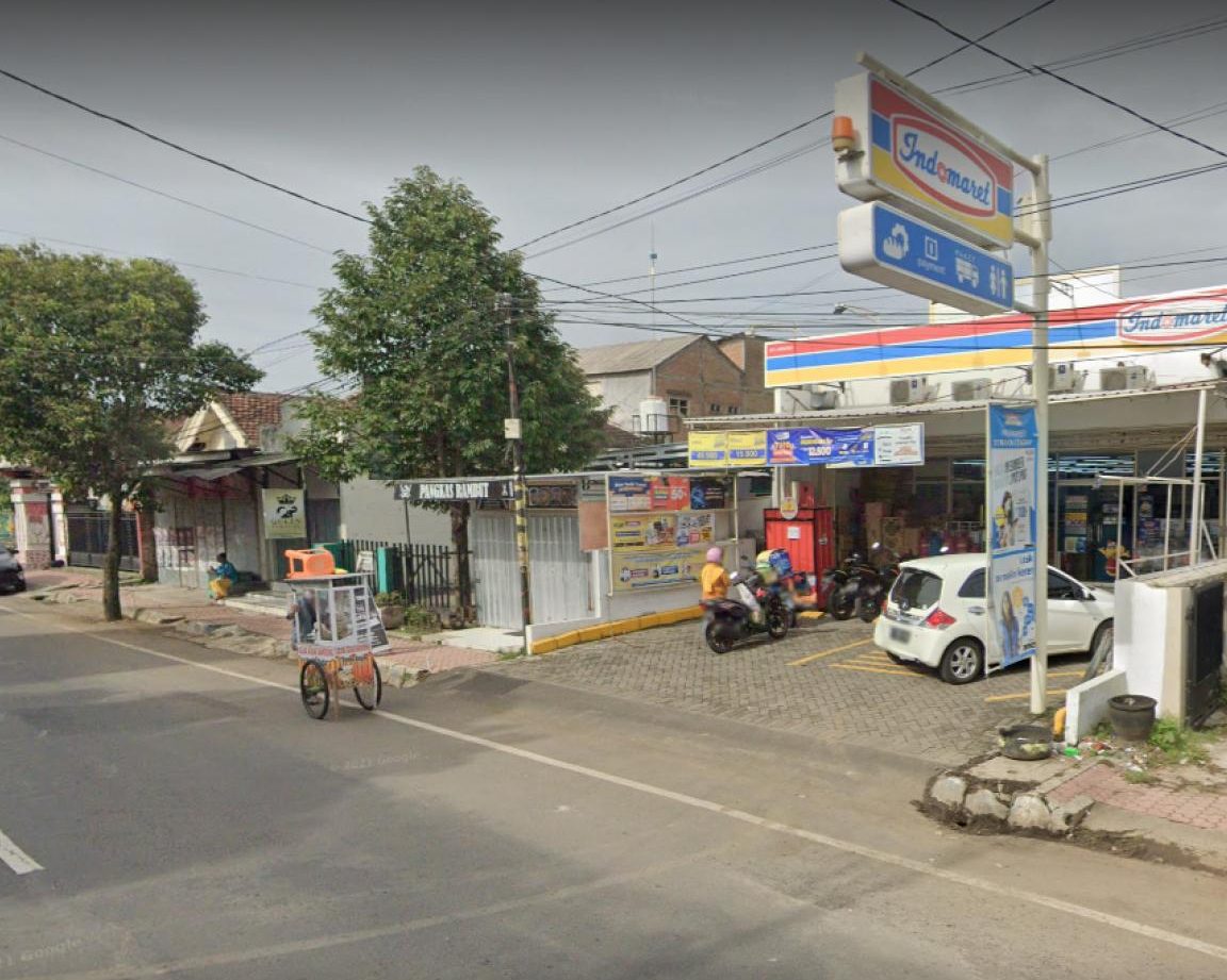 Indomaret MT Haryono