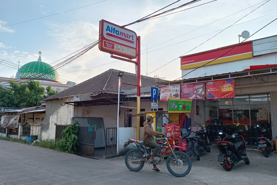 Indomaret Pagedangan 1 Indomaret Pagedangan