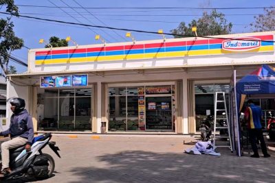 indomaret pasar belakang