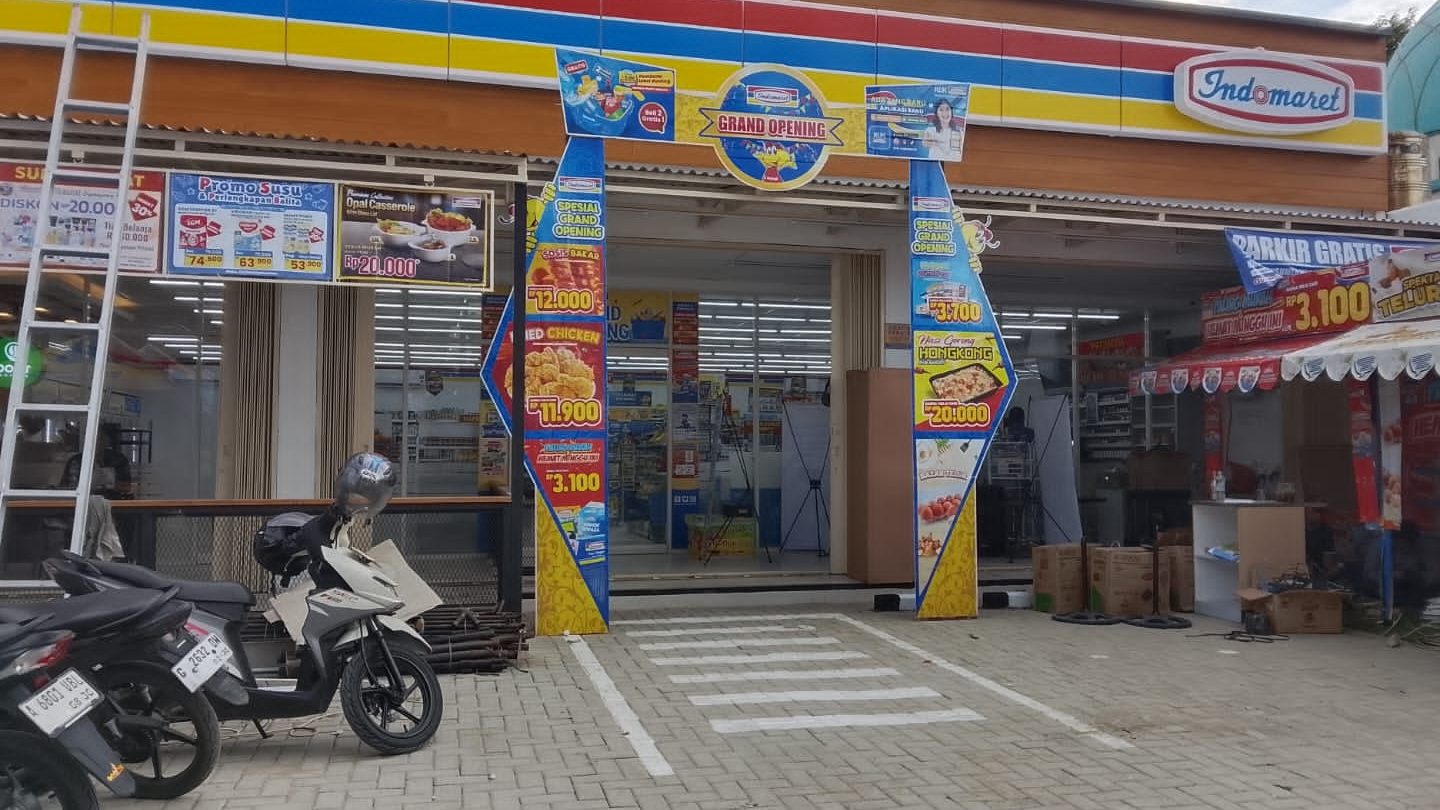 Indomaret Raya Sitanala