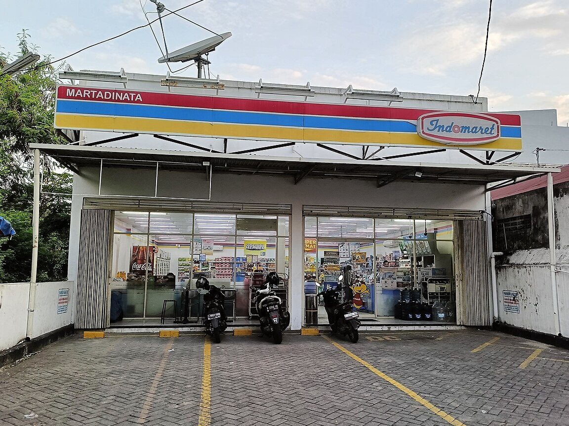 Indomaret Re Martadinata 154