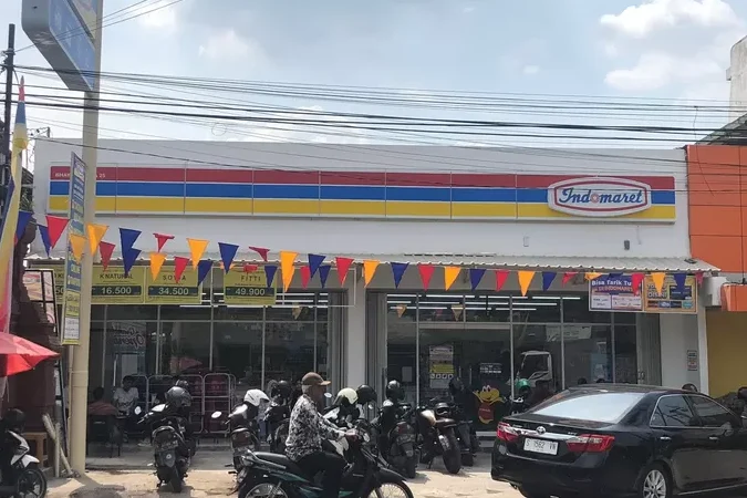 Indomaret Simpang Metur