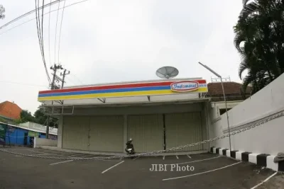 indomaret slamet riyadi 1