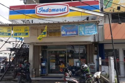 indomaret taktakan