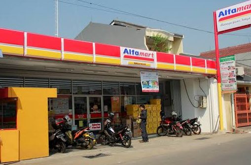 Indomaret Tanjung Luar