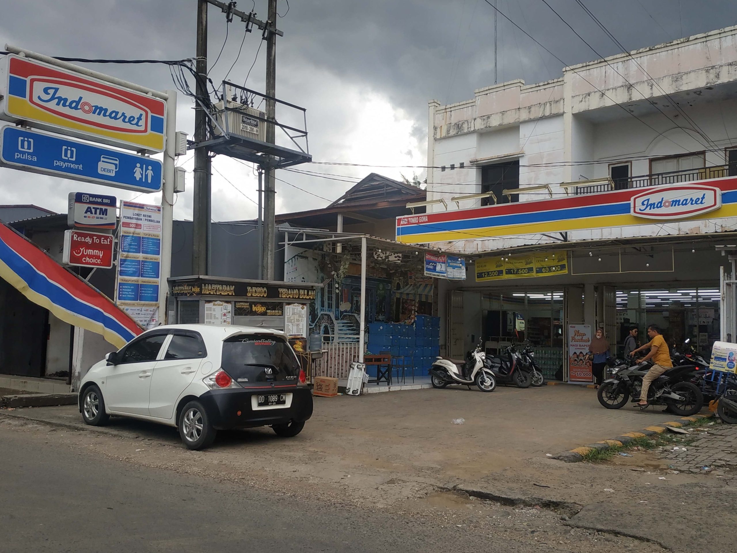 Indomaret Telaga Waru
