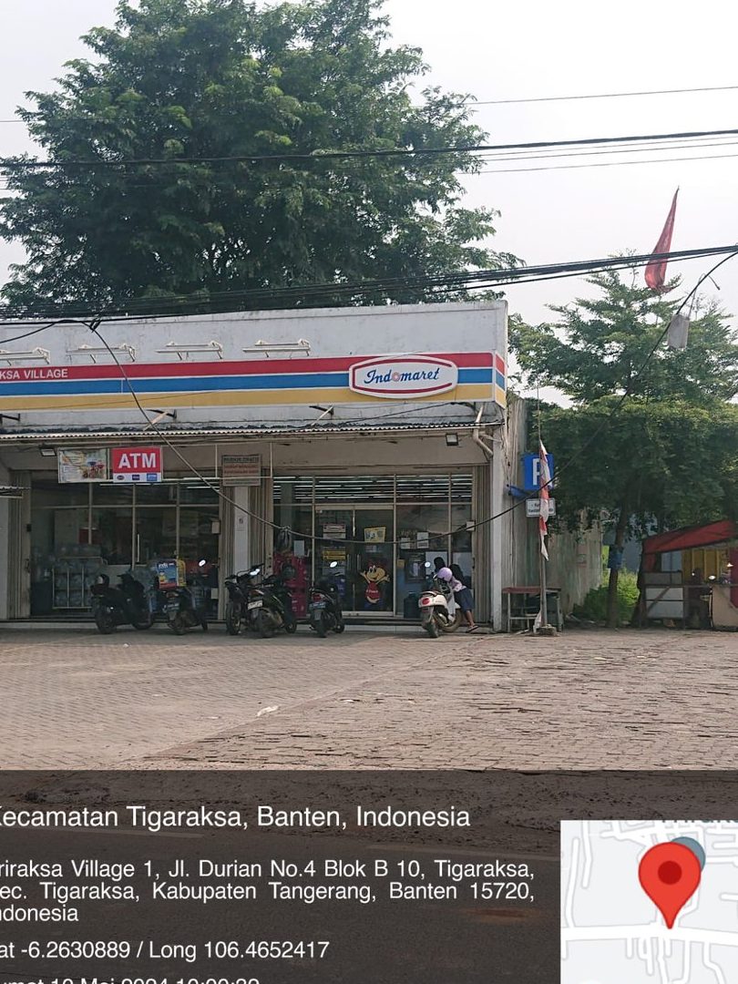 Indomaret Triraksa Village