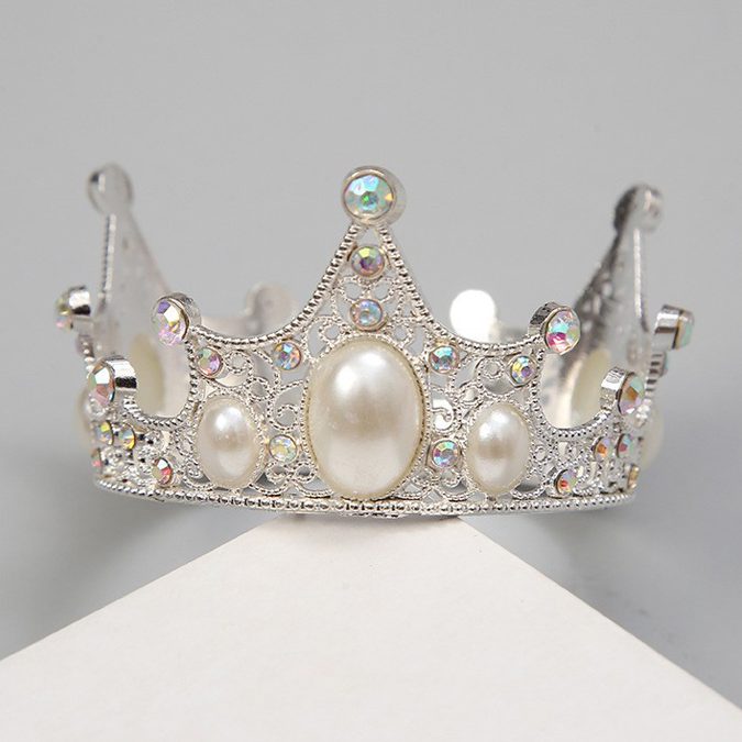 Tiara Bening